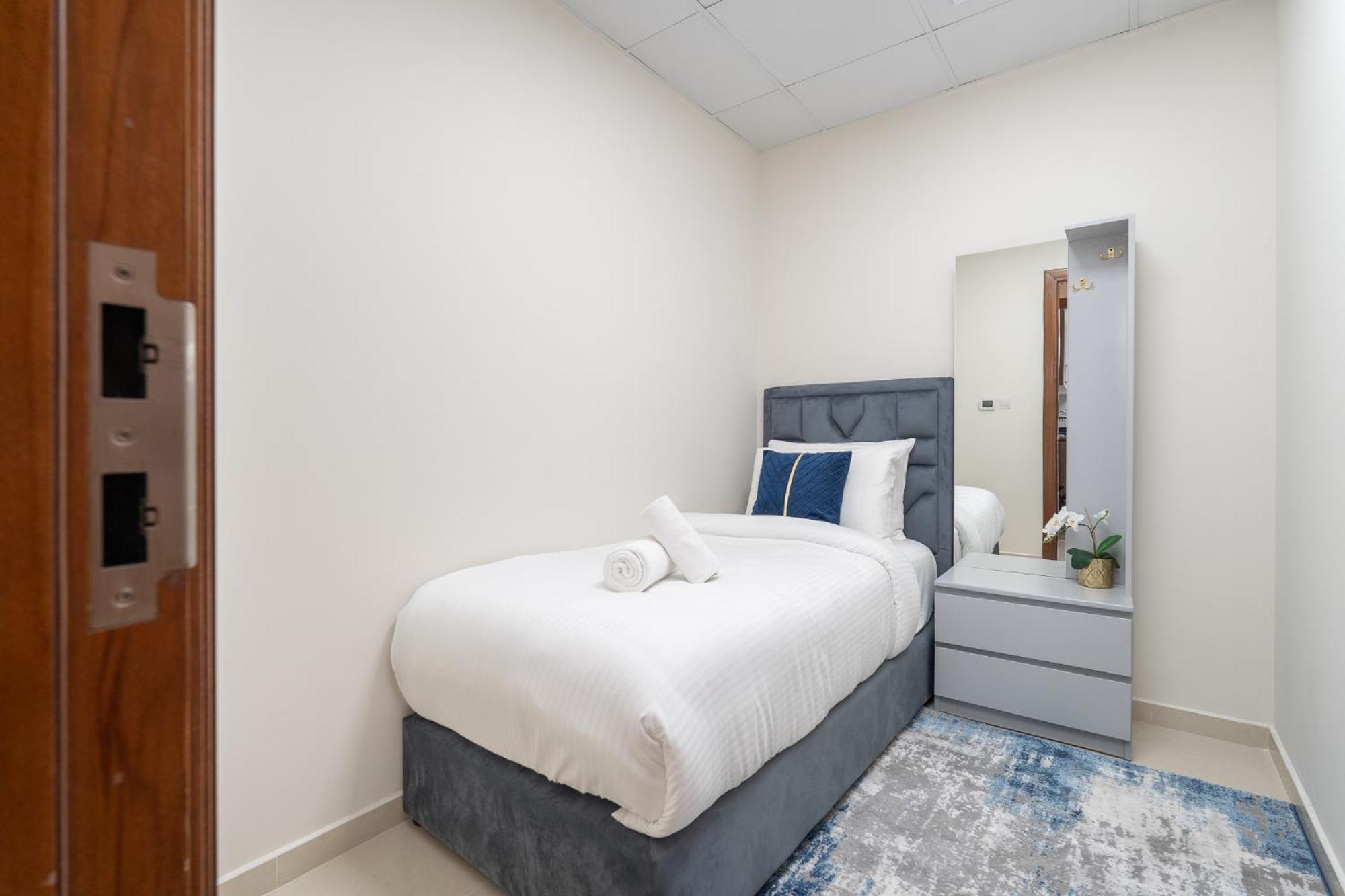 Dunya Tower Luxury And 2 Min Walk To Dubai Mall And Burj Khalifa In Heart Of Downtown Exteriér fotografie